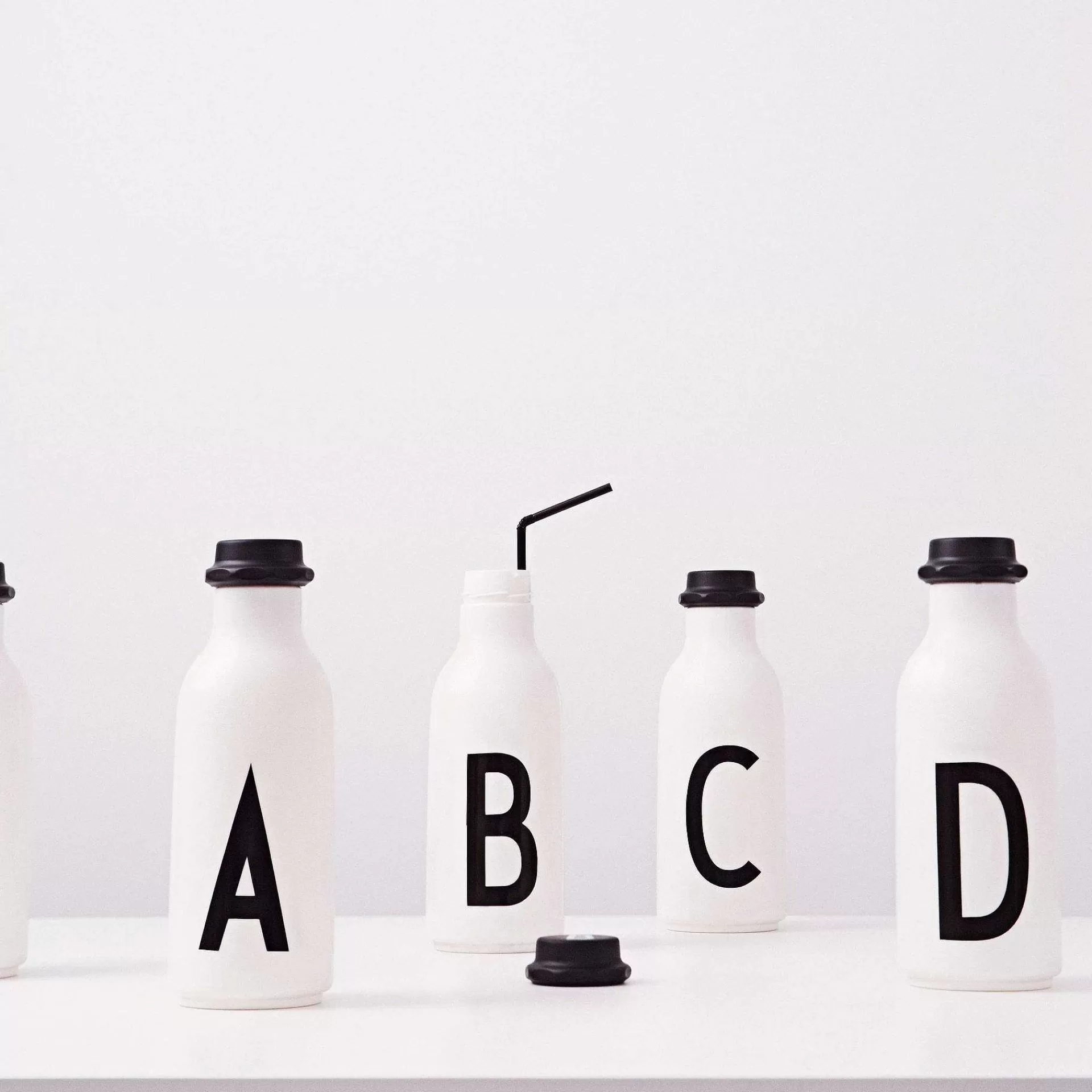 Design Letters Design Le Ers Drikkeflaske