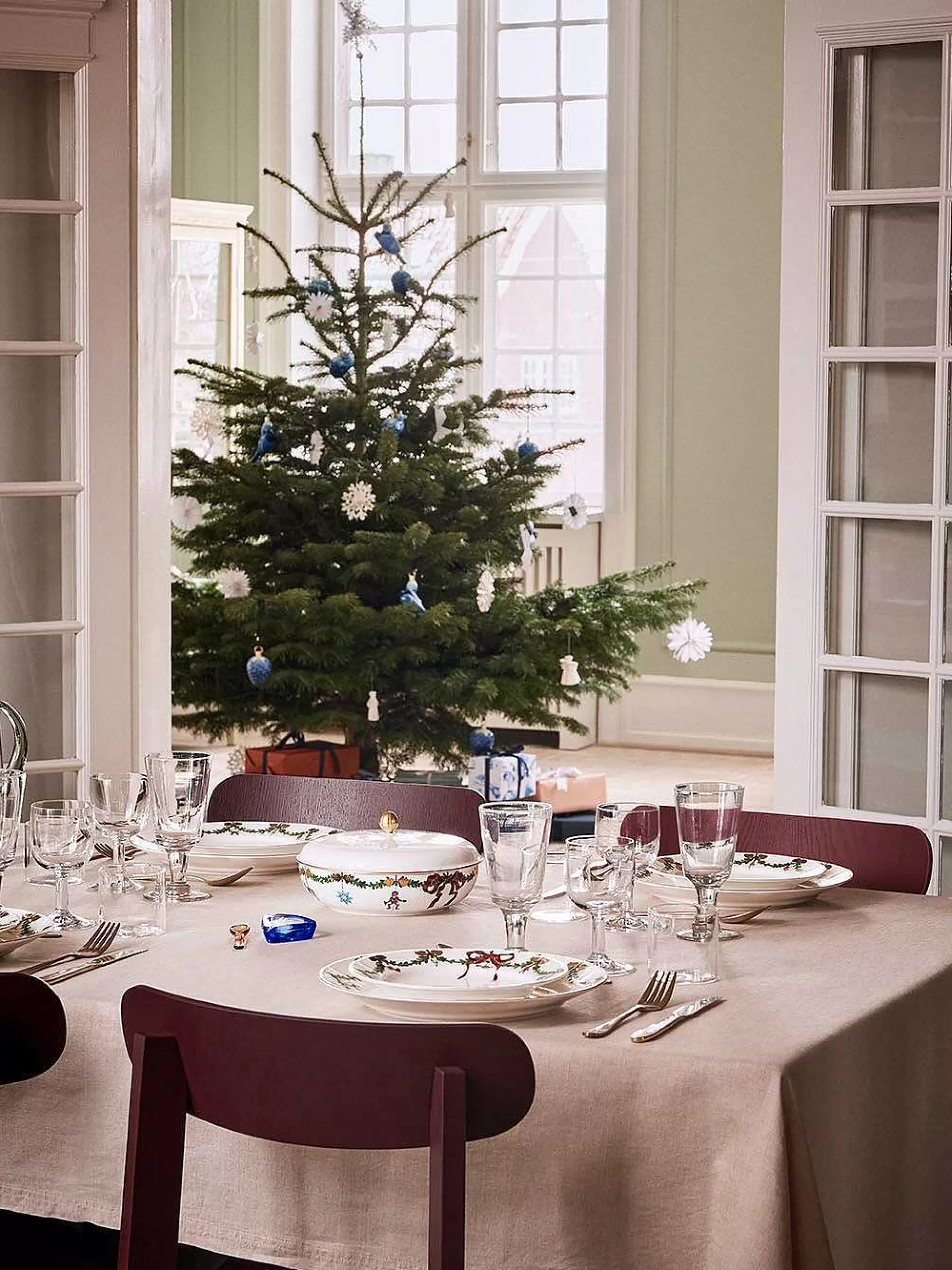 Royal Copenhagen Serveringsskåler*Star Fluted Skal Med Lokk