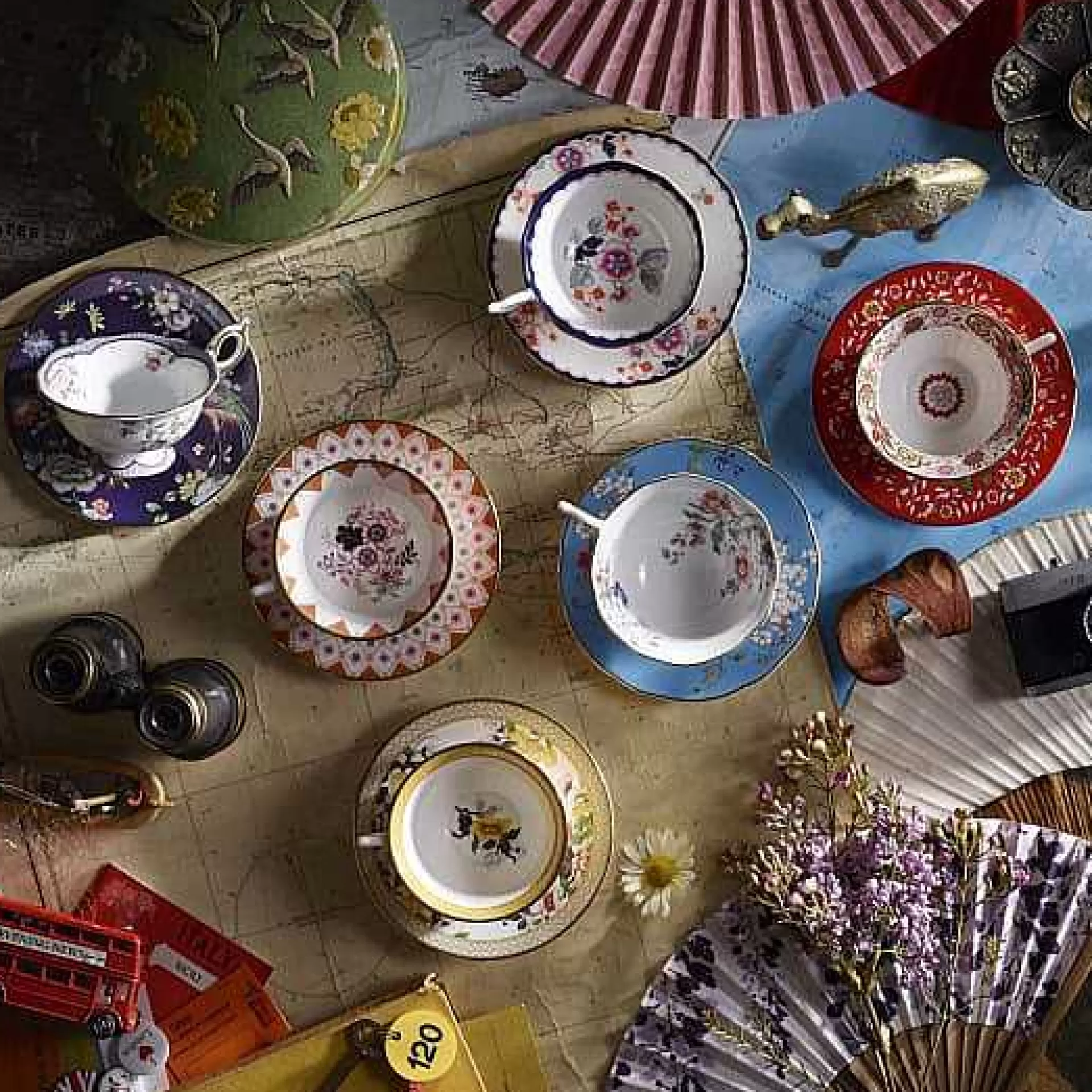 Wedgwood Tekopper*Wonderlust Tekopp Med Fat